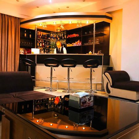 Hotel Grand Palace Tbilisi Buitenkant foto