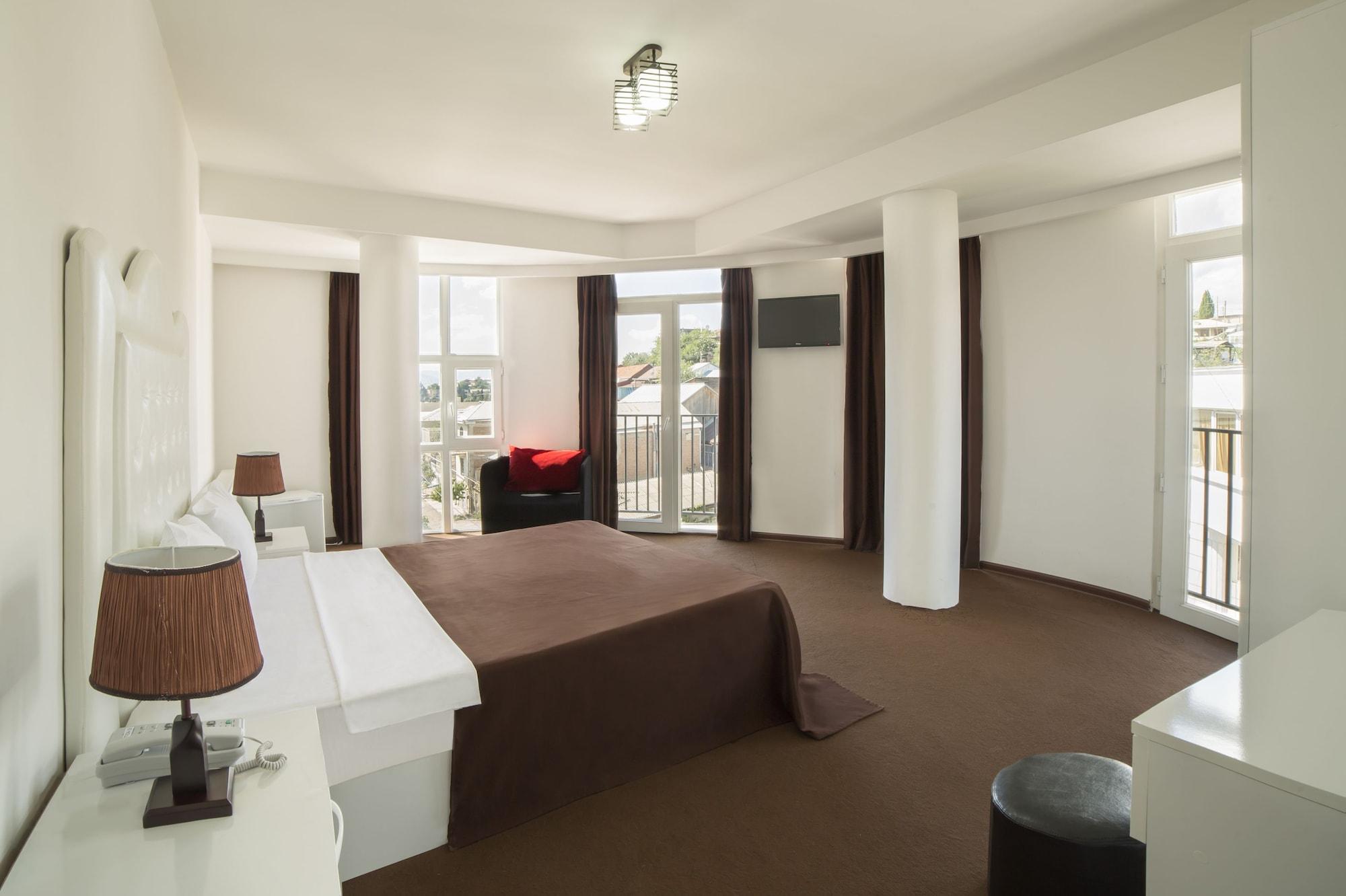 Hotel Grand Palace Tbilisi Buitenkant foto