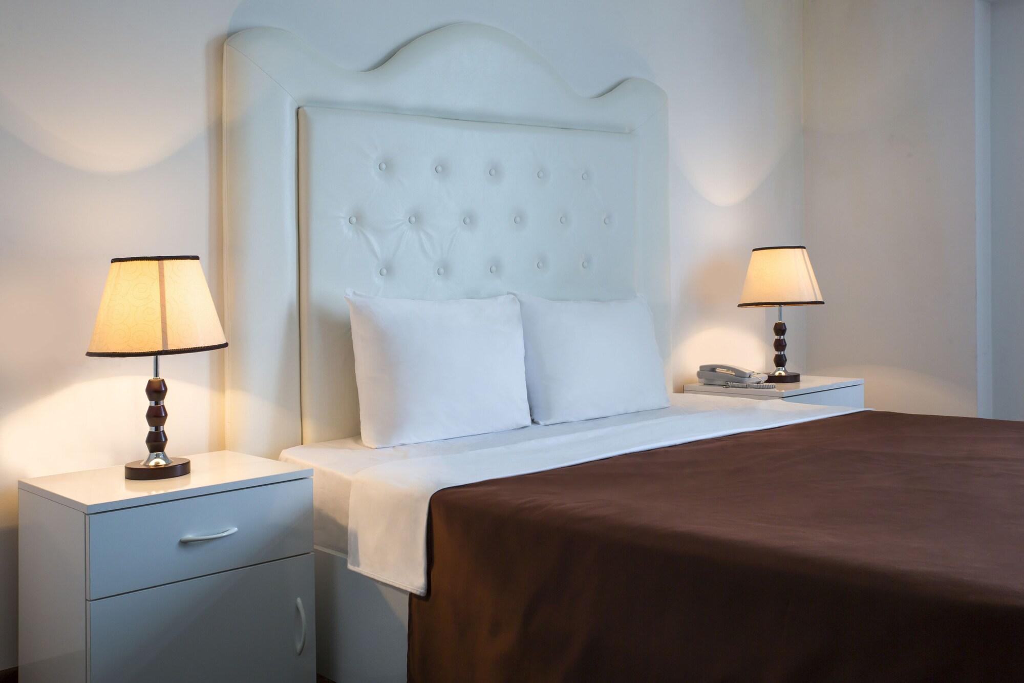 Hotel Grand Palace Tbilisi Buitenkant foto