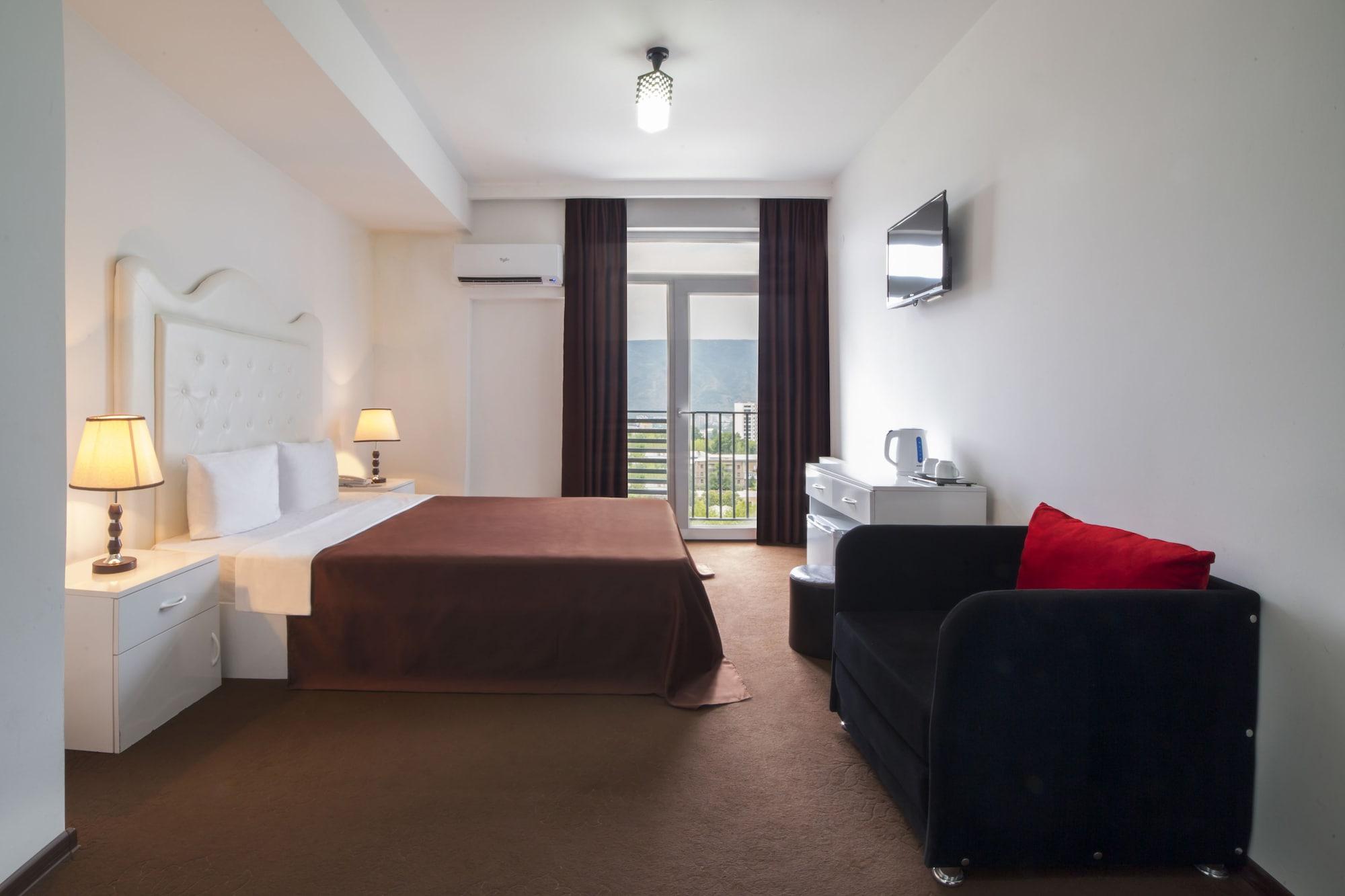 Hotel Grand Palace Tbilisi Buitenkant foto