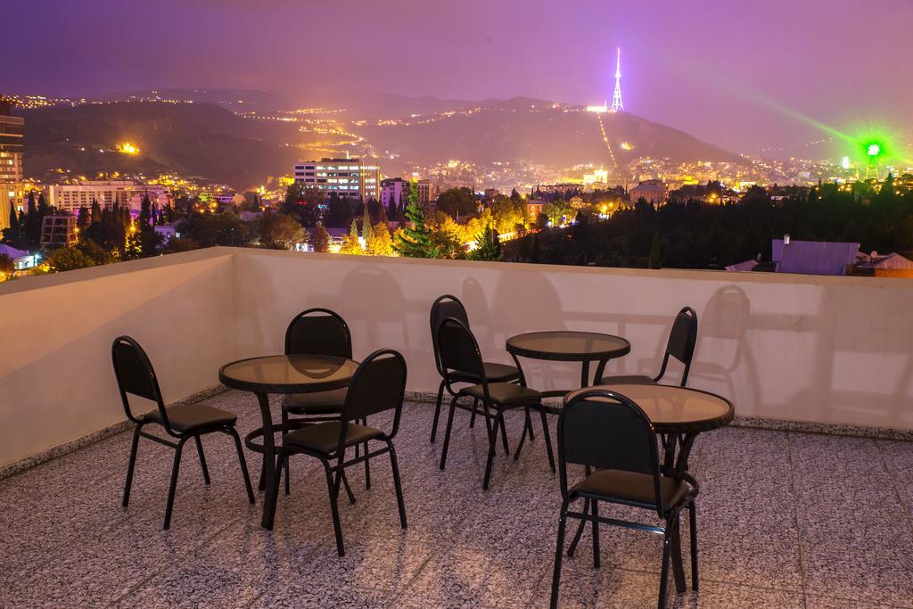 Hotel Grand Palace Tbilisi Buitenkant foto