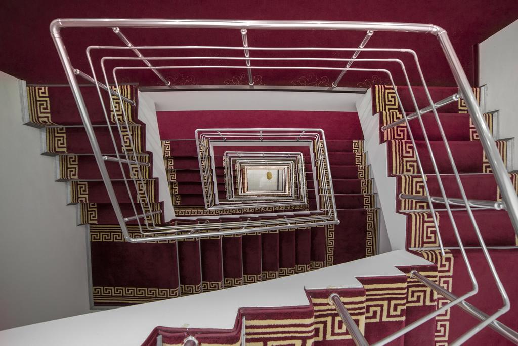 Hotel Grand Palace Tbilisi Buitenkant foto