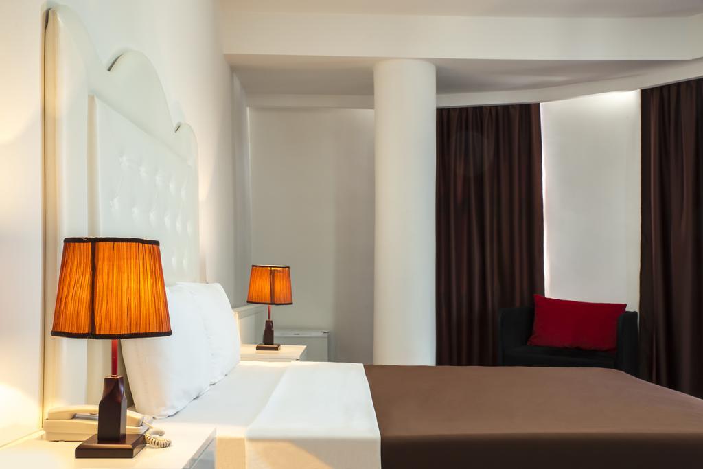 Hotel Grand Palace Tbilisi Buitenkant foto