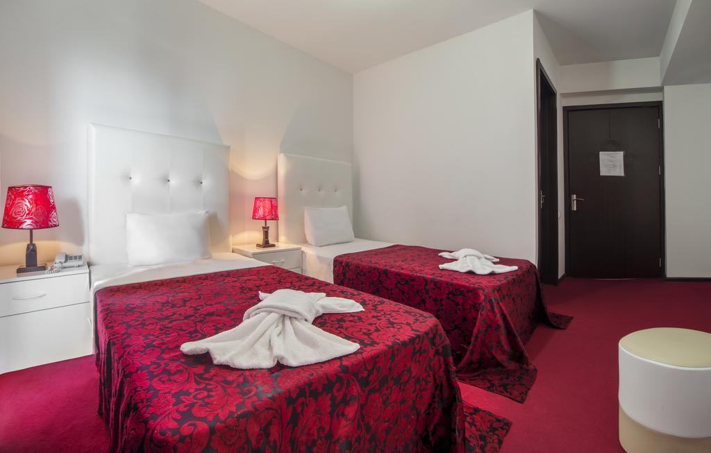 Hotel Grand Palace Tbilisi Buitenkant foto
