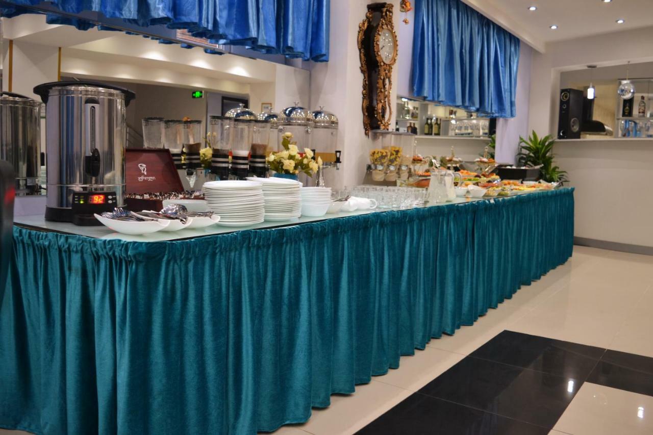 Hotel Grand Palace Tbilisi Buitenkant foto